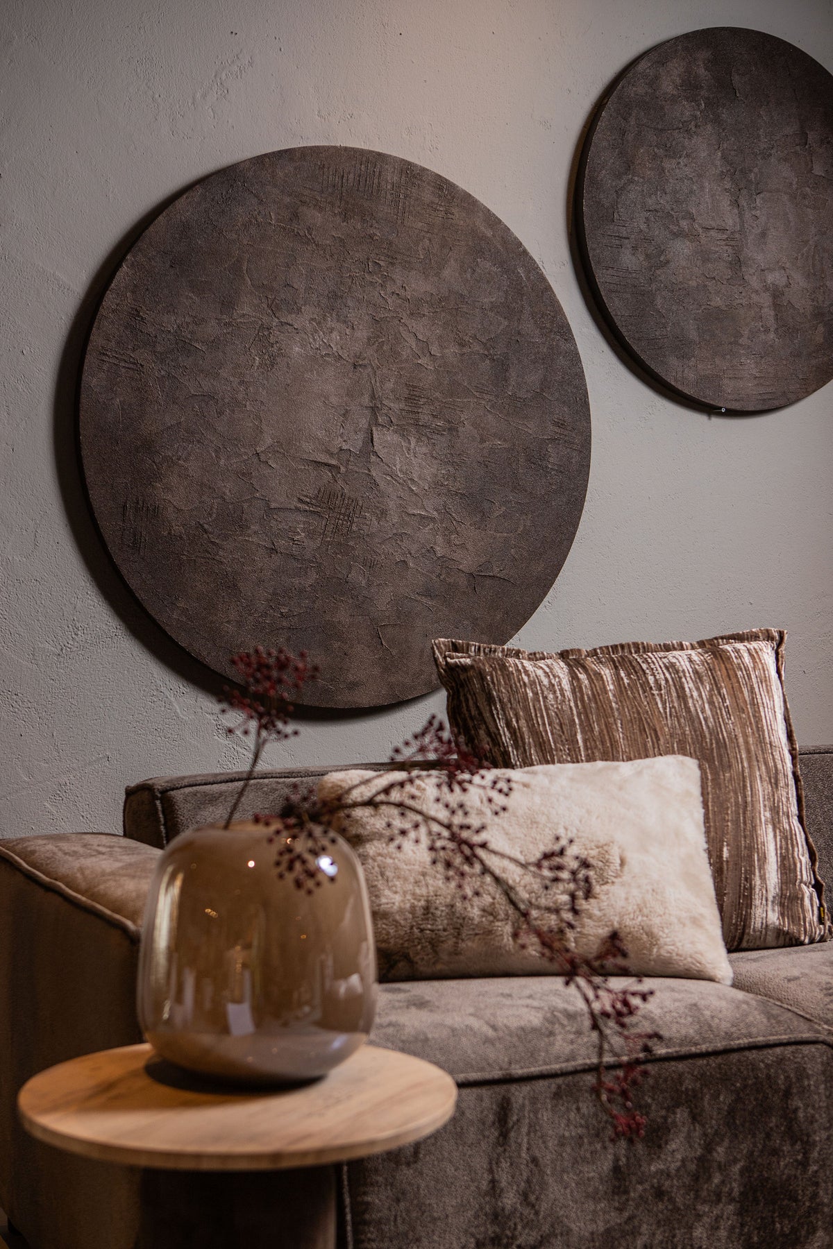 Kemp Brown Canvas Painting Rough Round L Dia 120x3cm PTMD - Wandpaneel - PTMD - livinglovely.nl