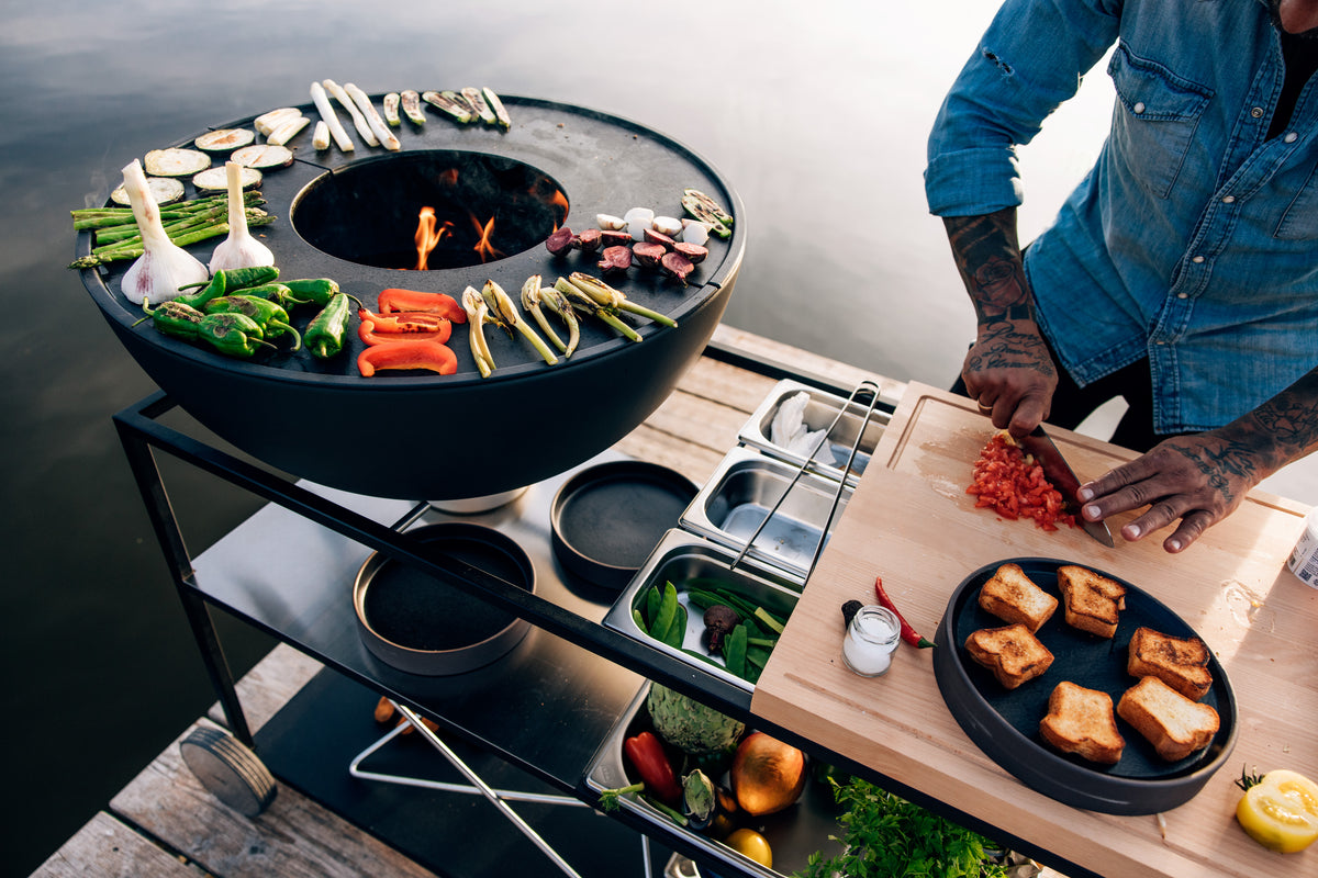 Fire Kitchen BBQ met Höfats Bowl 70 Buitenkeuken