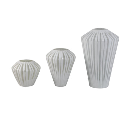 Ireka White Handcut Solid Glass Angular Round M PTMD