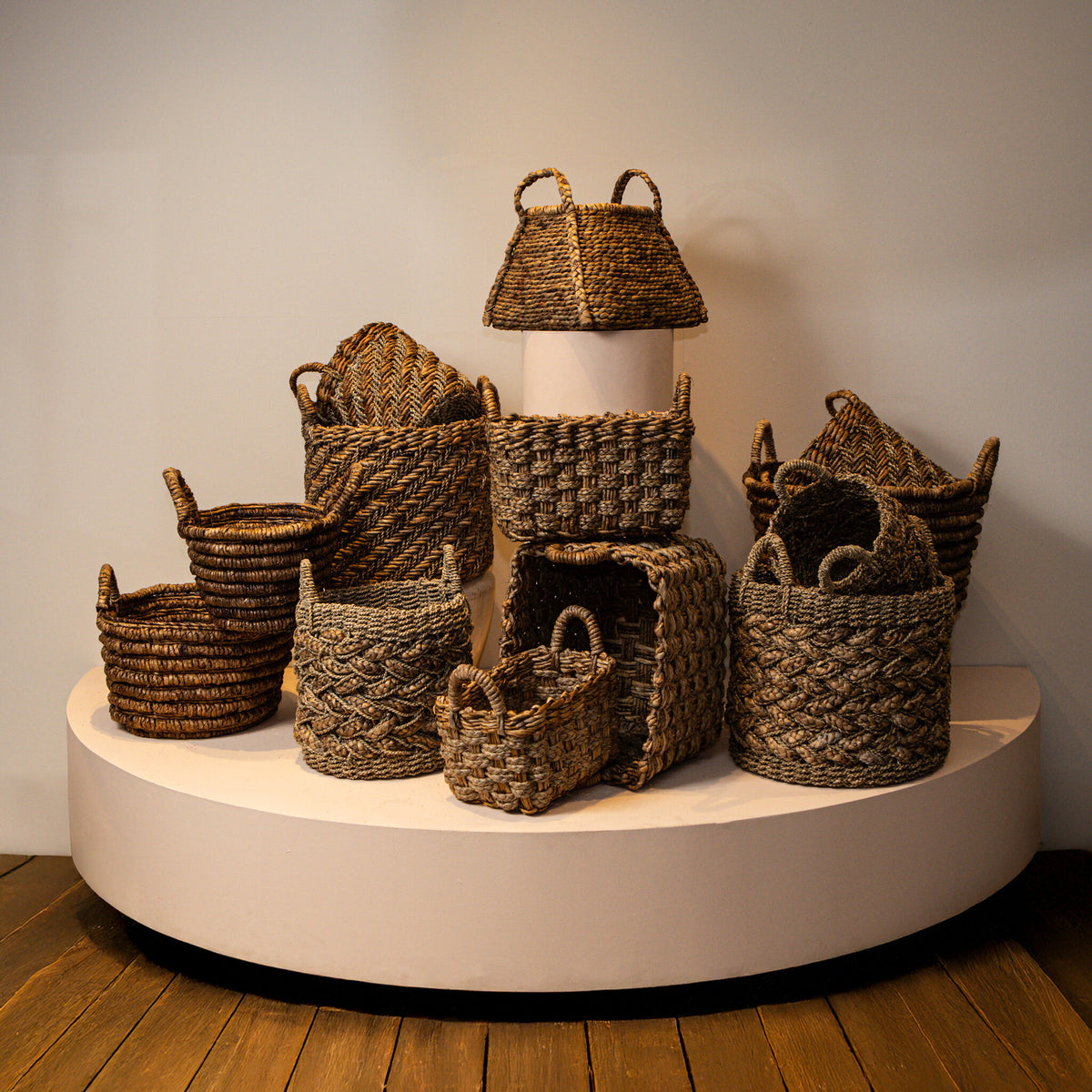 Izely Natural Seagrass Basket Set Of 3 Round PTMD