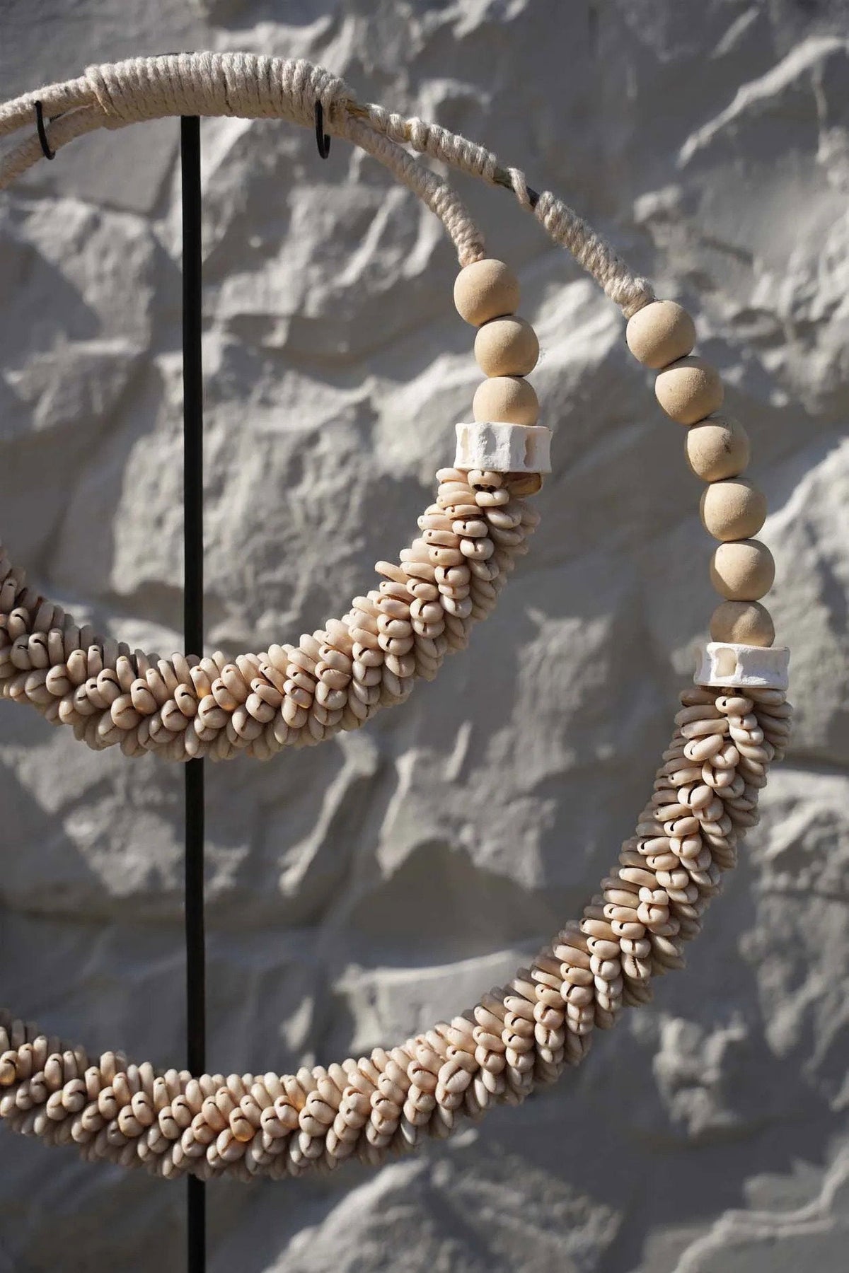 Dubbele Halsketting Met Schelpen Op Stand - Naturel