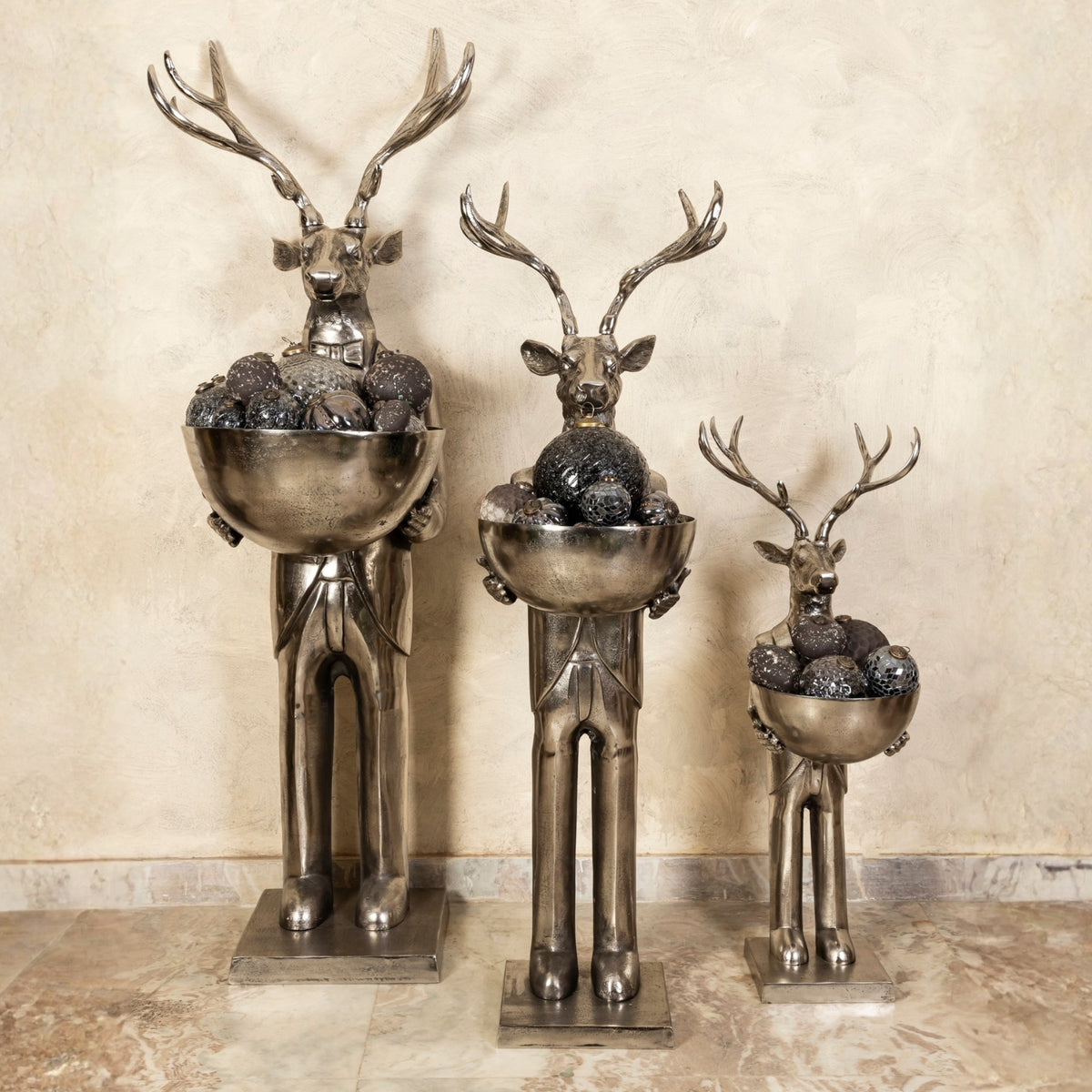 Rendier Beeld met Schaal Gun Metal 155cm Medium PTMD