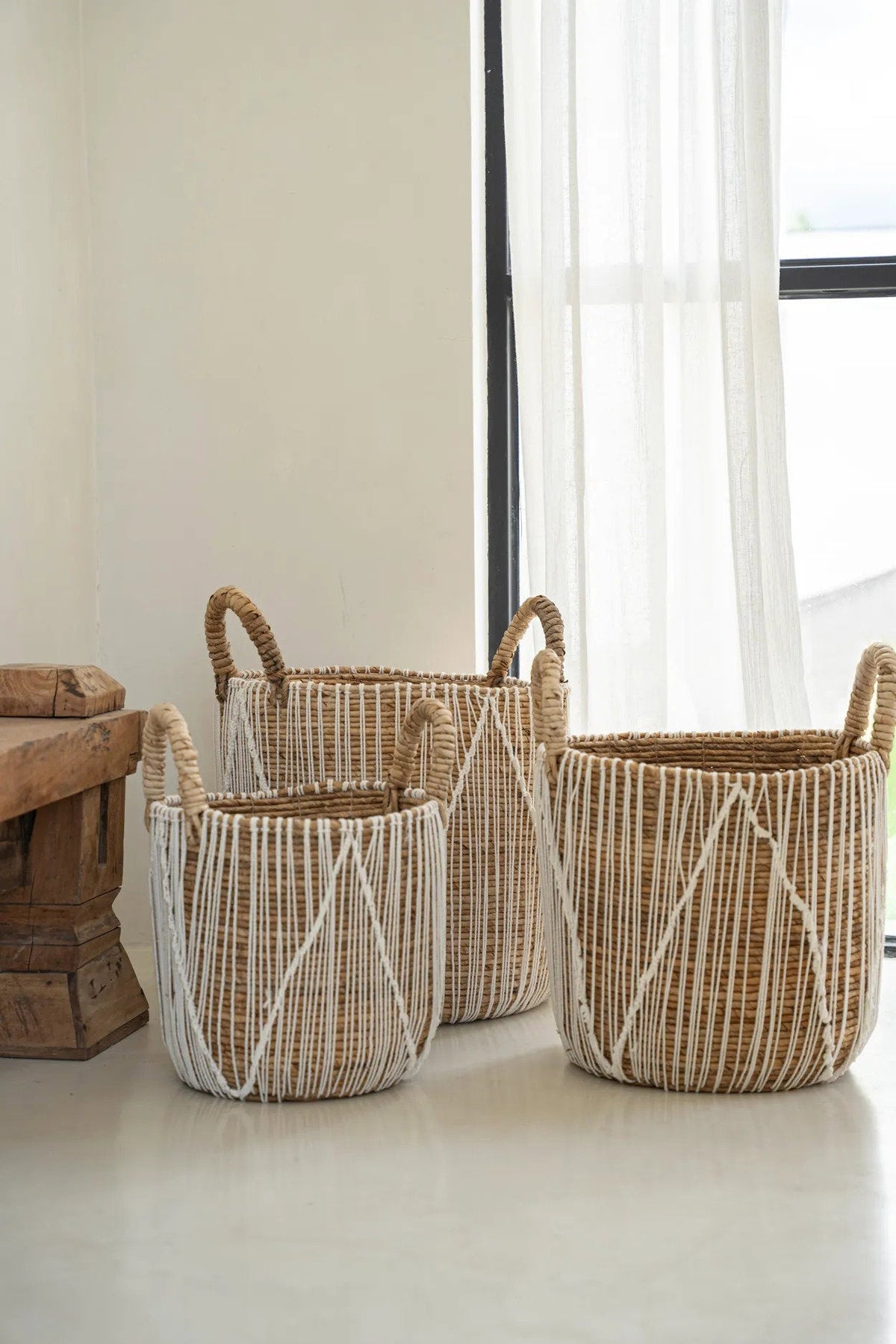 De Straight Stitched Macramé Mand - L Bazar Bizar