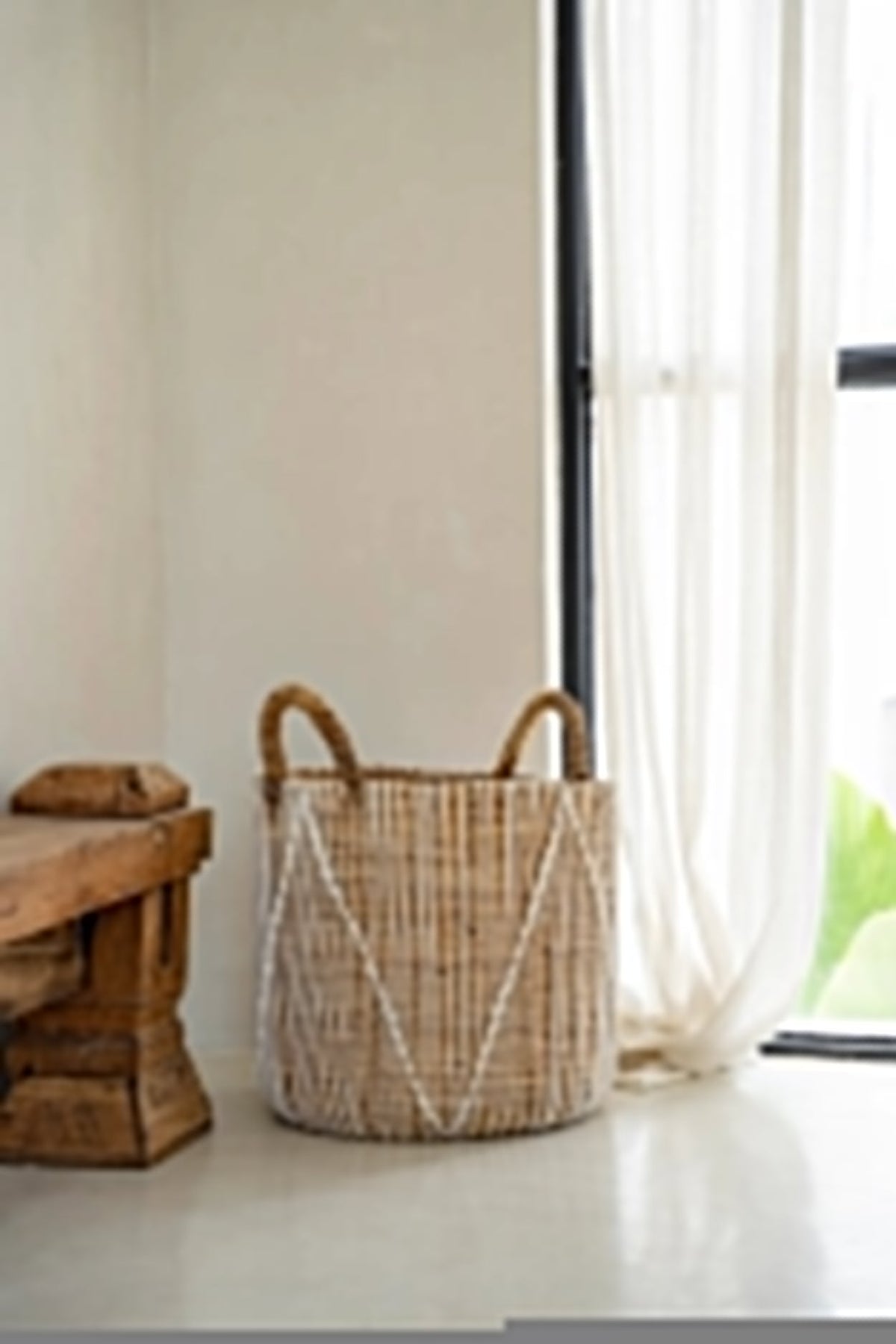 De Straight Stitched Macramé Mand - L Bazar Bizar