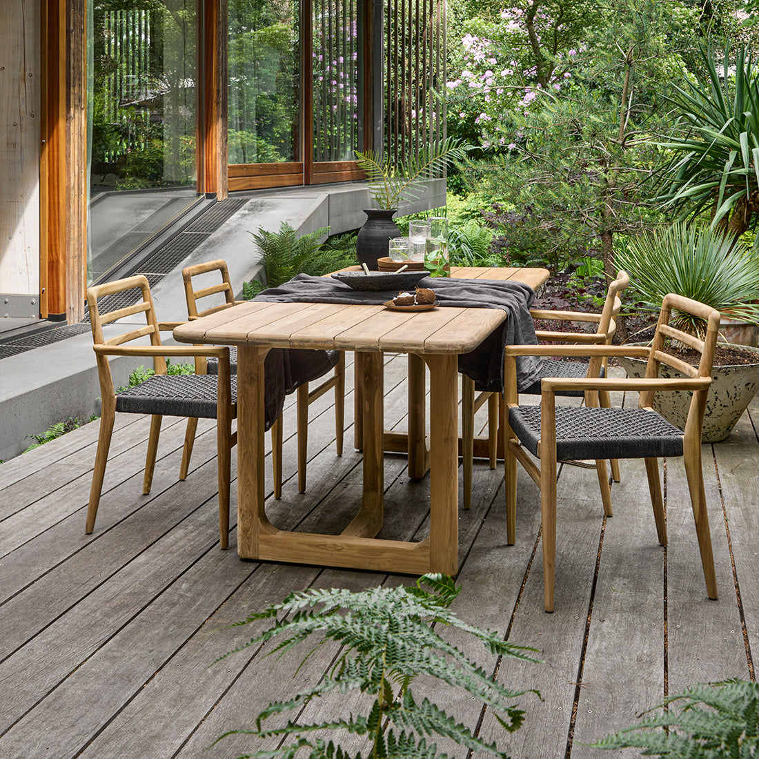 Primavera Teakhouten Tuintafel 240cm Raw Materials