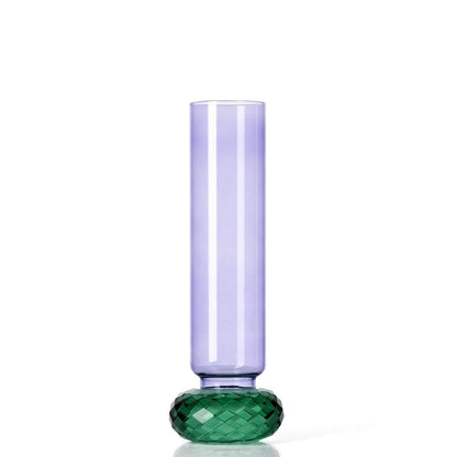 De Violet Quartz Vaas Paars Groen van Bazar Bizar, vooraanzicht van de vaas van paars en groen gerecycled glas