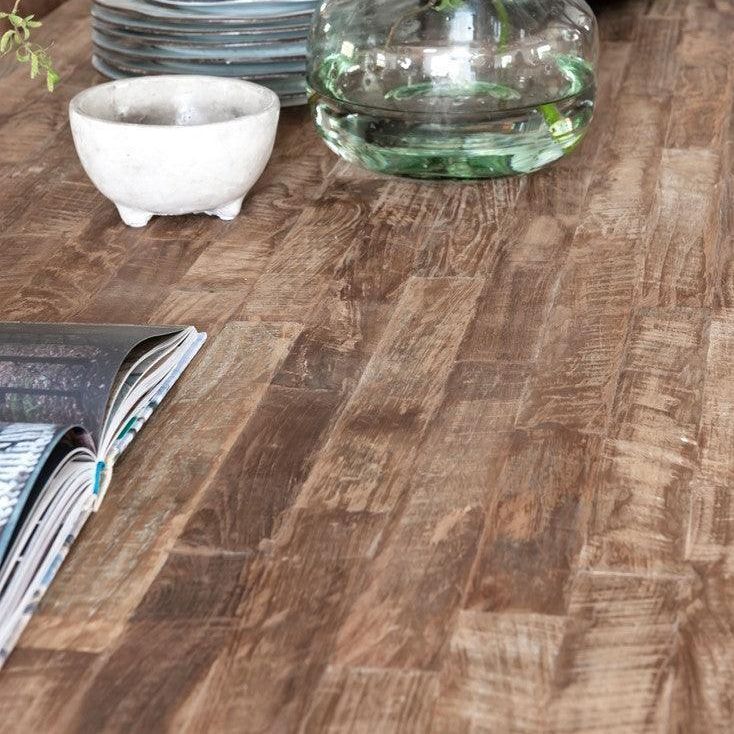 Eetkamertafel Timeless Tracks 250cm naturel teakhout in interieur