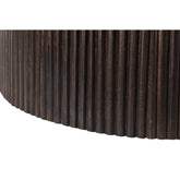Close-up van de geribbelde tafelvoet in donker mangohout Walnut