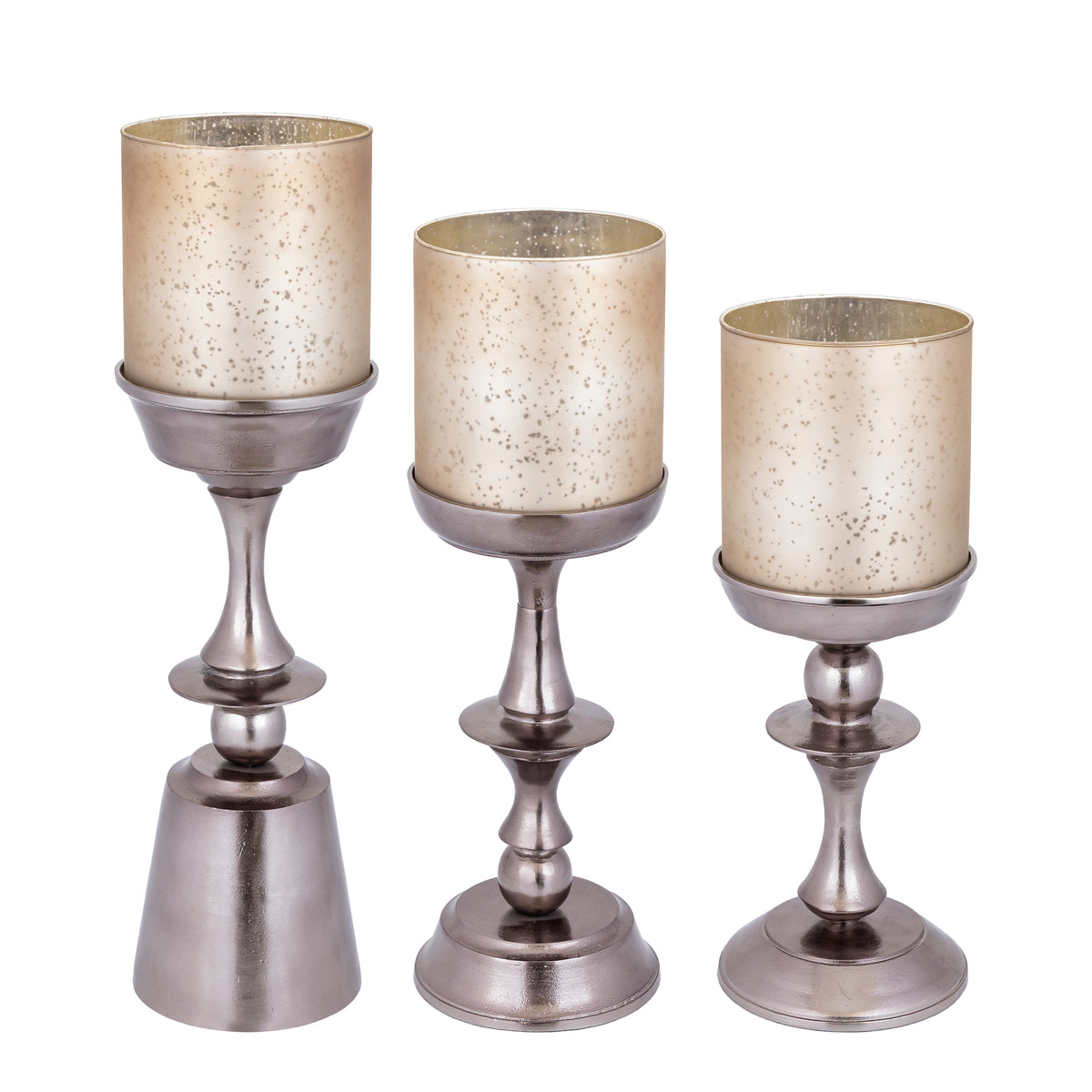 Eliviana Brass Casted Alu Stormlight Beige Glass S van PTMD, detail van de gegoten aluminium voet
