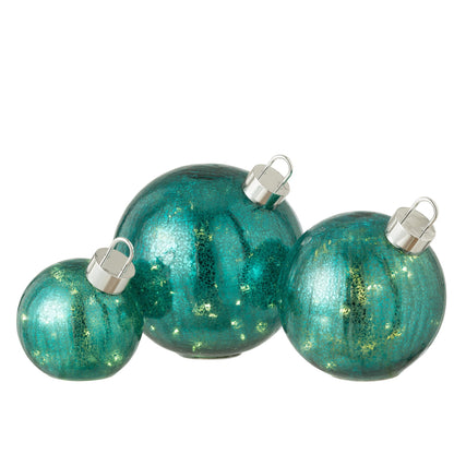Drie turquoise glazen kerstballen van J-Line naast elkaar in small, medium en large
