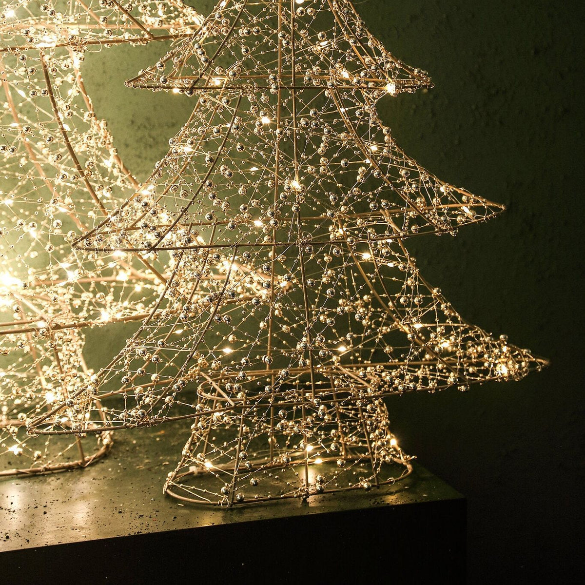 Misk Kerstboom LED Goud Large van PTMD, sprankelende LED kerstboom voor een groene wand