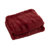 Detail van de zachte structuur van de rode Cutie plaid